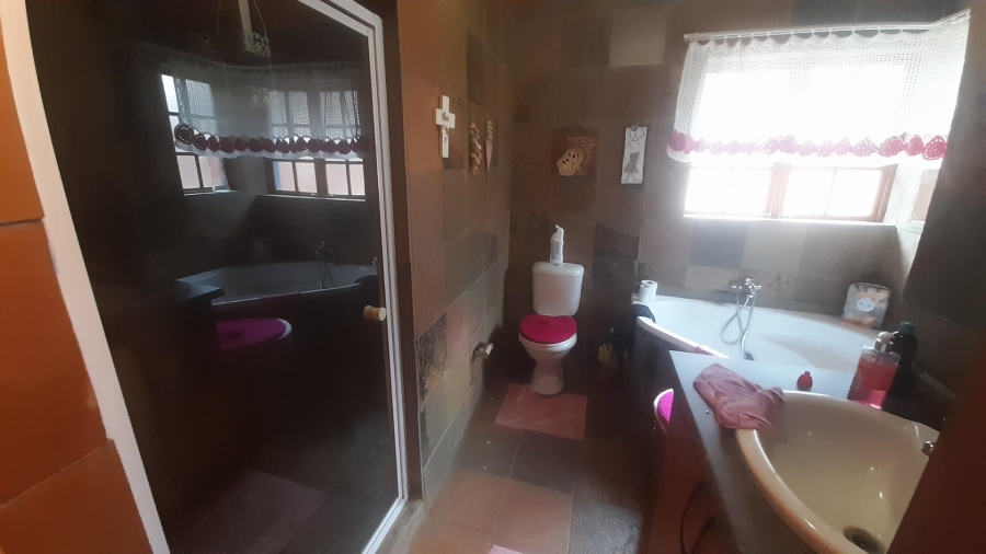 3 Bedroom Property for Sale in Melodie North West